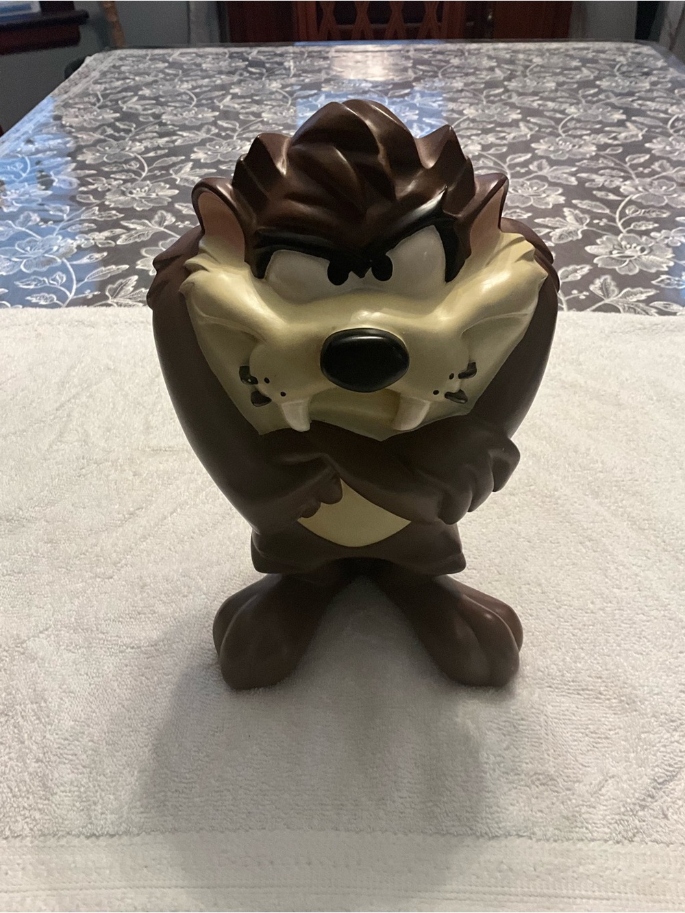 Warner Bros. Taz Collectible Statue - Brown & Cream